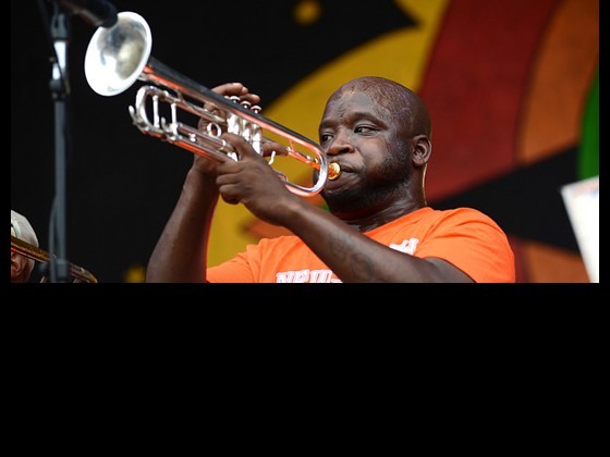 Trumpet Black