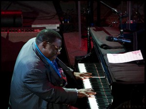 Cyrus Chestnut performing at WWOZ's 2014 Piano Night [Photo by Ryan Hodgson-Rigs